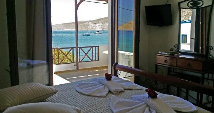 Anemoessa Apts Aparthotel